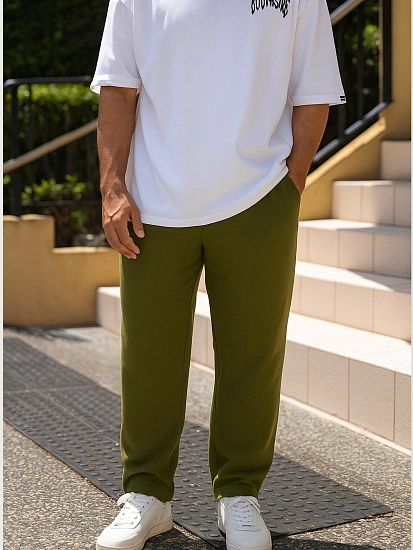 картинка Брюки мужские зеленые от магазина мужской одежды Mark Formelle