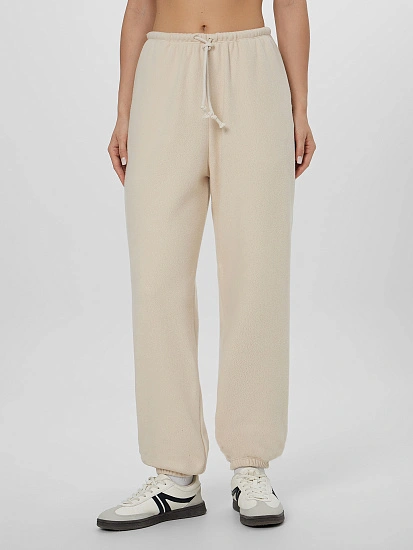 картинка Брюки спортивные женские бежевые от магазина стильной одежды Mark Formelle