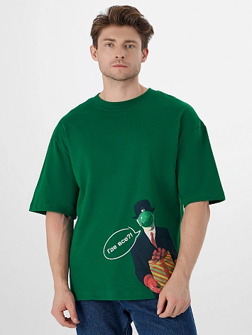 Футболка мужская зеленая с новогодним принтом