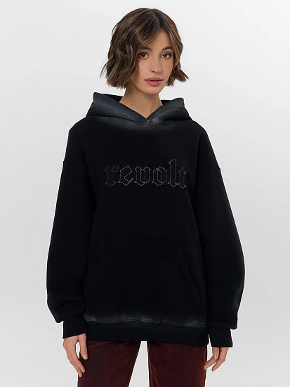 картинка Худи женское черное с начесом и надписью "Revolt" от магазина стильной одежды Mark Formelle
