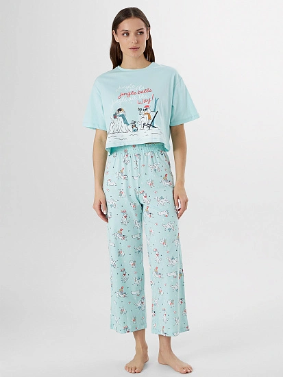 картинка Комплект домашний женский зеленый новогодний от магазина стильной одежды Mark Formelle