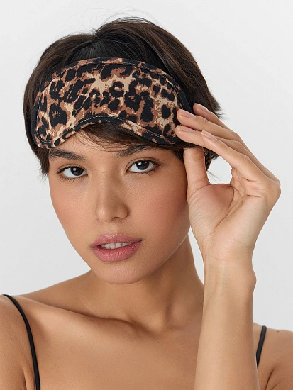 картинка ПОВЯЗКА НА ГОЛОВУ (ДЛЯ СНА) от магазина стильной одежды Mark Formelle