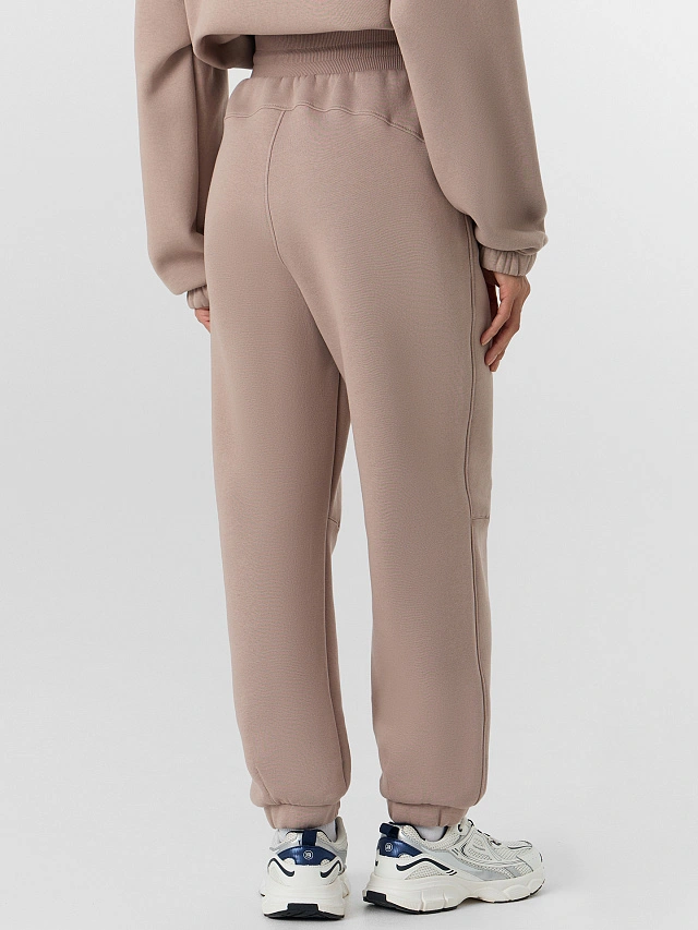 Брюки спортивные женские бежевые с начесом - 2