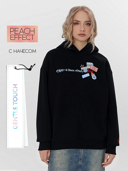 картинка Теплое худи женское черное с начесом от магазина стильной одежды Mark Formelle