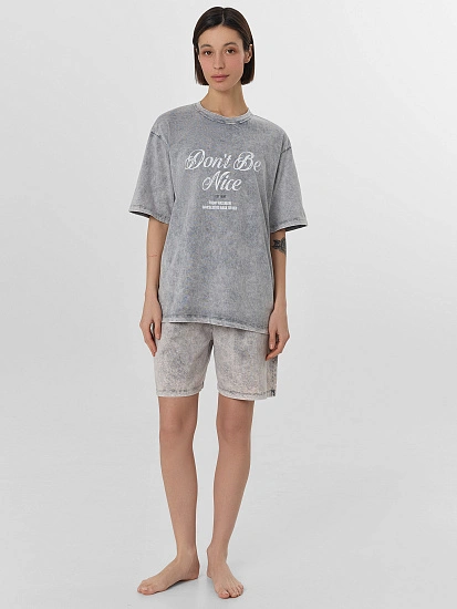 картинка Комплект домашний женский серый с надписью "Don't be nice" от магазина стильной одежды Mark Formelle