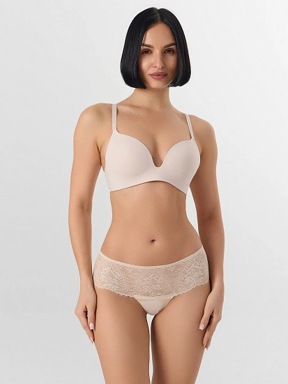 картинка Трусы шорты женские бежевые кружевные от магазина стильной одежды Mark Formelle