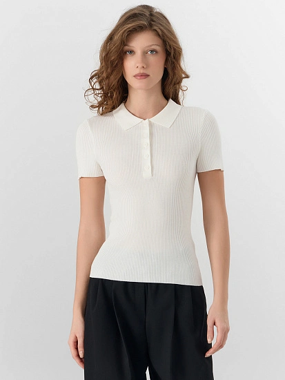 картинка Джемпер женский белый с короткими рукавами от магазина стильной одежды Mark Formelle