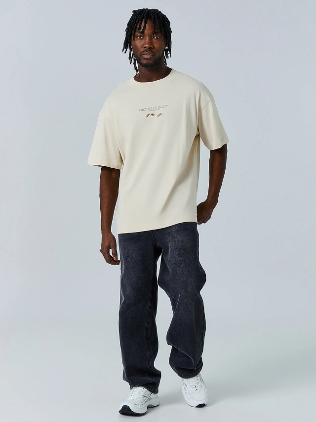 Футболка мужская бежевая с художественным принтом - 5