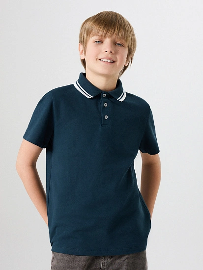 картинка Поло для мальчиков зеленое  от магазина одежды для мальчиков от бренда Mark Formelle
