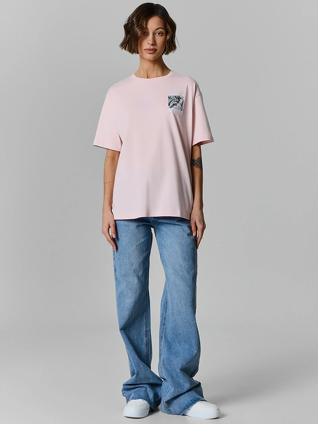 Футболка оверсайз женская розовая с надписью "Все мы родом из детства" - 3