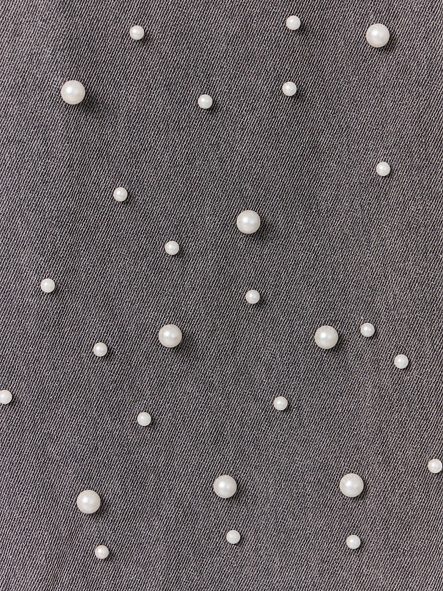 Джинсы для девочек серые с декоративными бусинами - 9