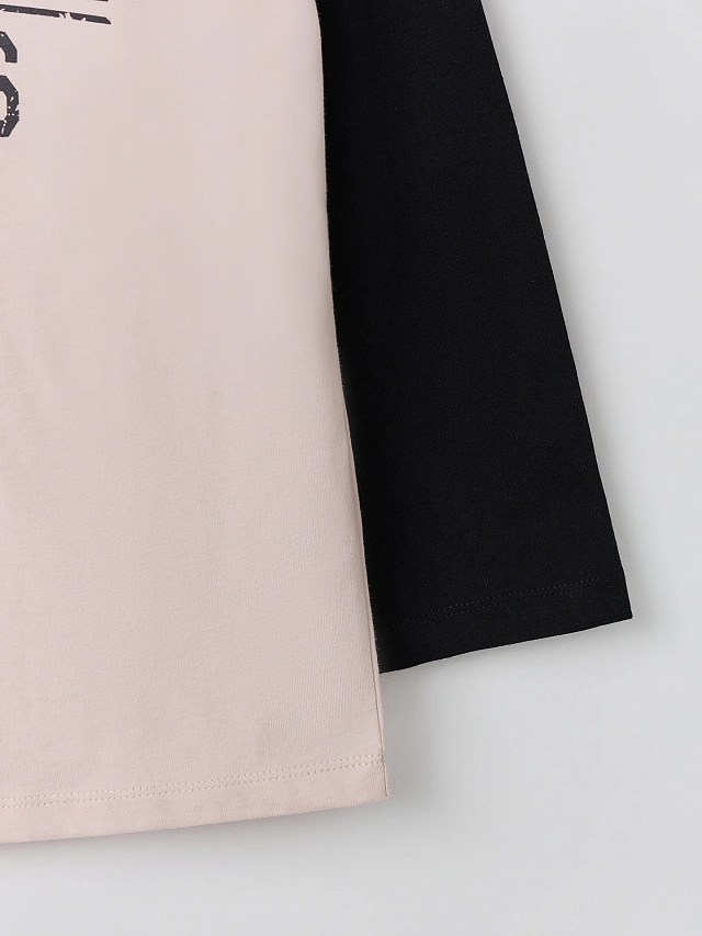 Джемпер для девочек бежевый с контрастными рукавами - 7