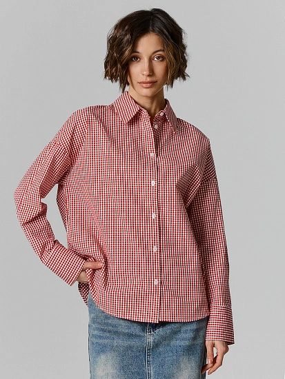 картинка Рубашка женская красная в клетку от магазина стильной одежды Mark Formelle