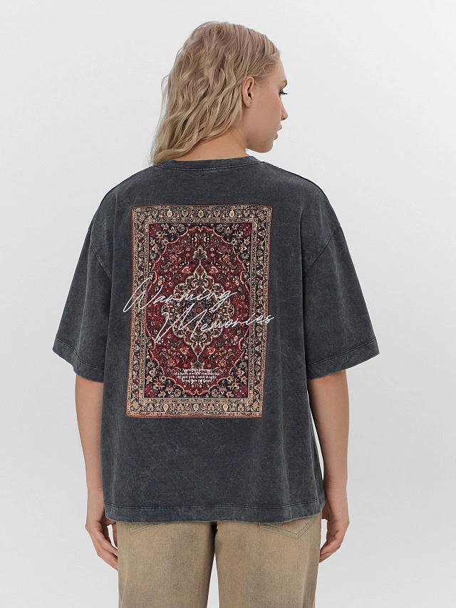 Футболка оверсайз женская серая с принтом винтажного ковра - 3