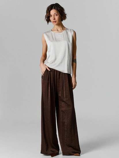 картинка Брюки женские коричневые от магазина стильной одежды Mark Formelle