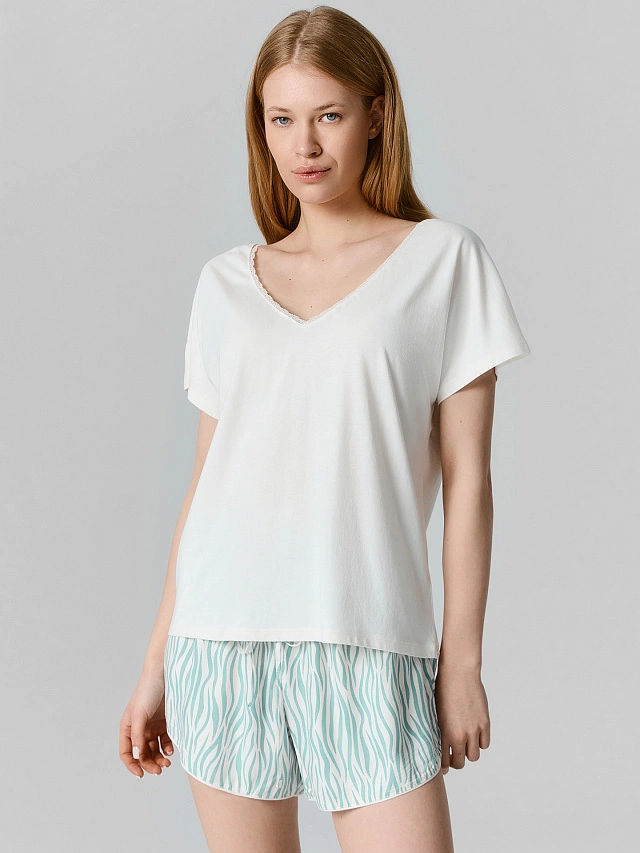 КОМПЛЕКТ ЖЕНСКИЙ (ФУТБОЛКА, ШОРТЫ) - 2