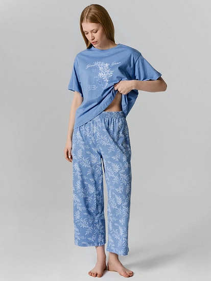 картинка КОМПЛЕКТ ЖЕНСКИЙ (ДЖЕМПЕР, БРИДЖИ) от магазина стильной одежды Mark Formelle