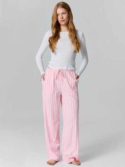 картинка БРЮКИ ЖЕНСКИЕ от магазина стильной одежды Mark Formelle