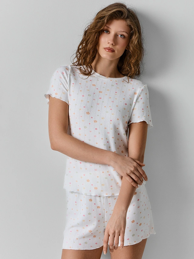 Комплект домашний женский белый с цветочным принтом - 3