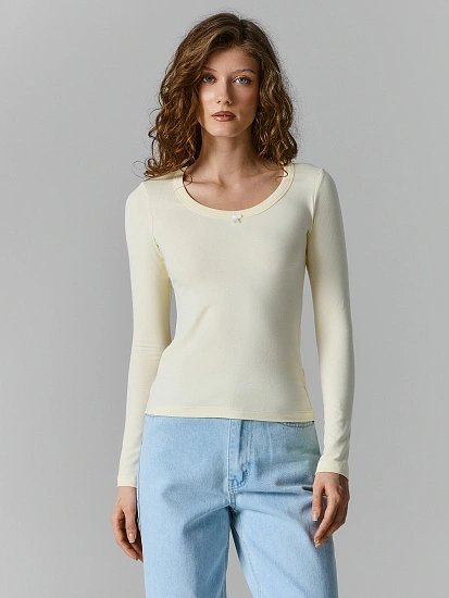 картинка Лонгслив женский желтый от магазина стильной одежды Mark Formelle