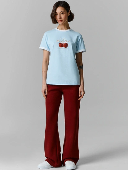 картинка Теплые брюки женские бордовые с начесом от магазина стильной одежды Mark Formelle