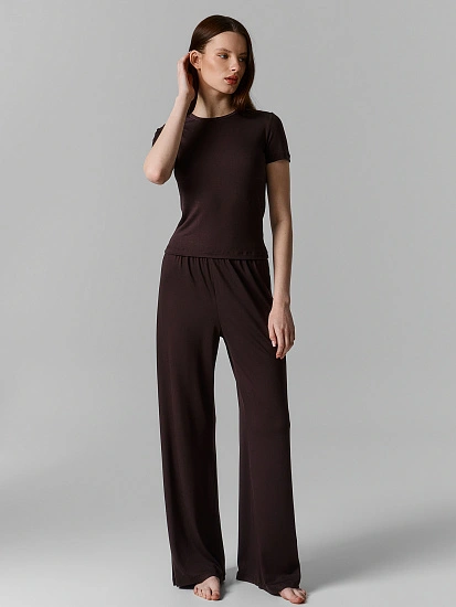 картинка Комплект домашний женский коричневый  от магазина стильной одежды Mark Formelle