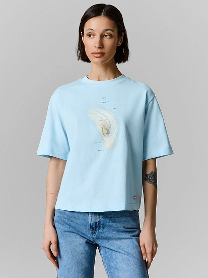 картинка ФУТБОЛКА ЖЕНСКАЯ от магазина стильной одежды Mark Formelle