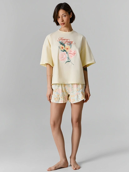 картинка КОМПЛЕКТ ЖЕНСКИЙ (ДЖЕМПЕР, ШОРТЫ) от магазина стильной одежды Mark Formelle