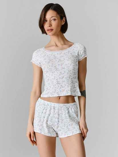 картинка КОМПЛЕКТ ЖЕНСКИЙ (ДЖЕМПЕР, ШОРТЫ) от магазина стильной одежды Mark Formelle