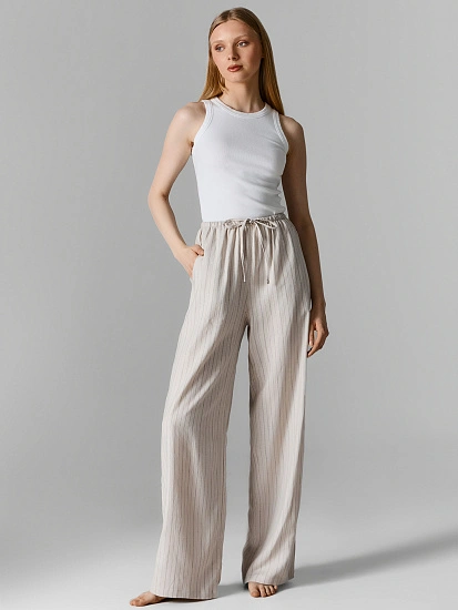 картинка БРЮКИ ЖЕНСКИЕ от магазина стильной одежды Mark Formelle