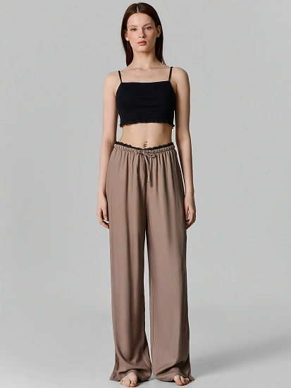 картинка Брюки домашние женские коричневые с кружевом от магазина стильной одежды Mark Formelle