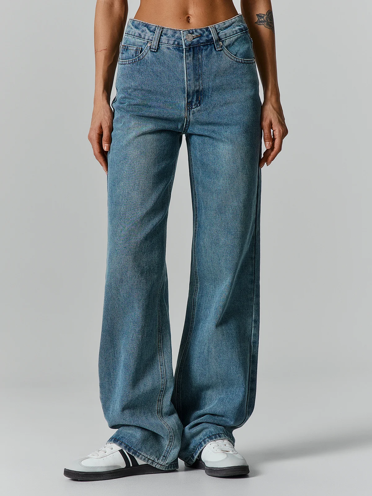 Джинсы Straight fit женские голубые